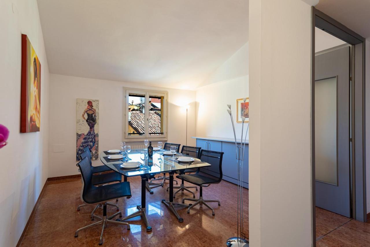 Bologna'S Way Sguardo Sui Tetti Apartment Exterior foto