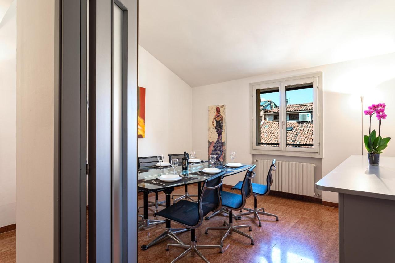 Bologna'S Way Sguardo Sui Tetti Apartment Exterior foto